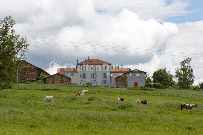 Maison - 466 m² - 17 pièces