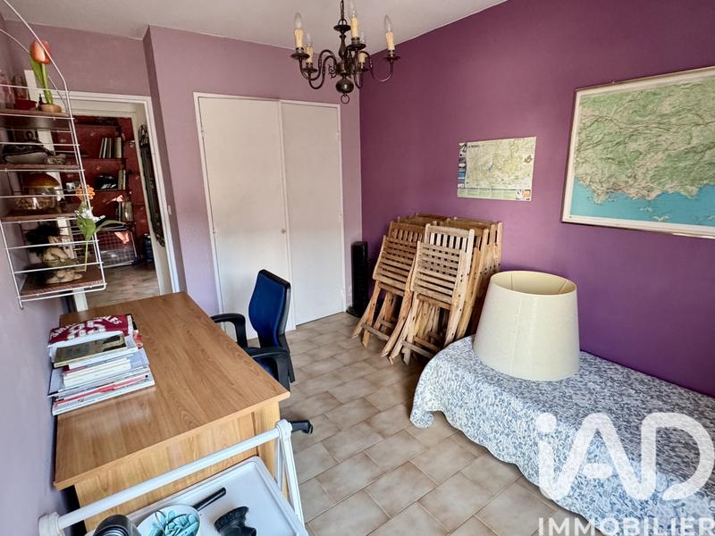 Appartement - 80 m² - 4 pièces