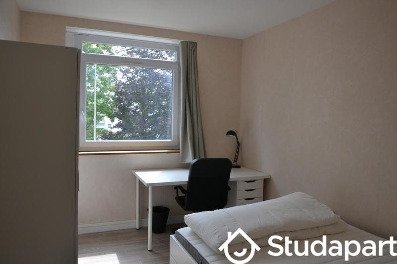 Chambre - 9 m² - 1 pièce