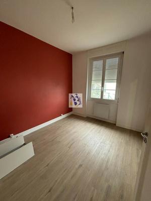 Maison de ville - 90 m² - 3 pièces