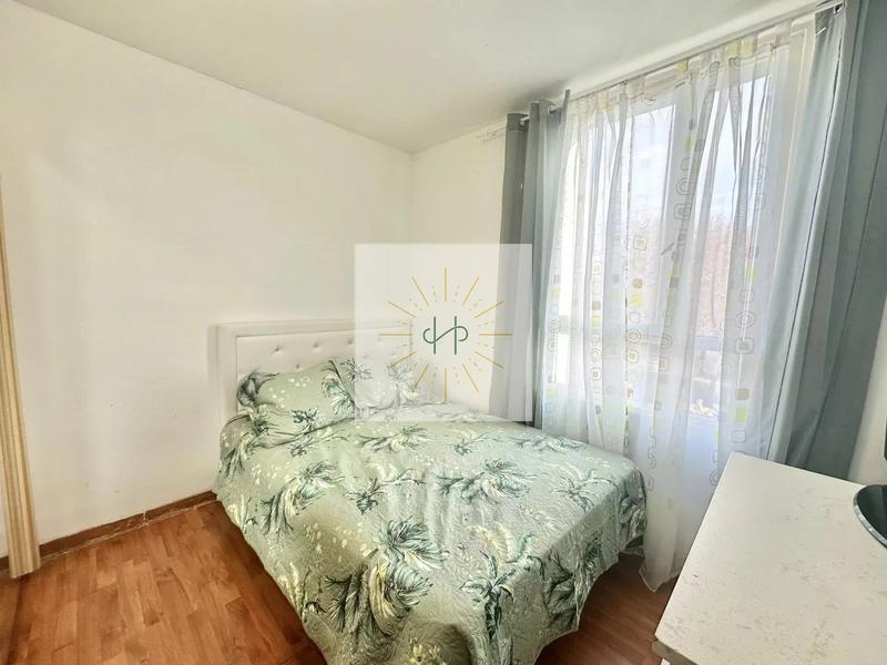 Appartement - 76 m² - 6 pièces