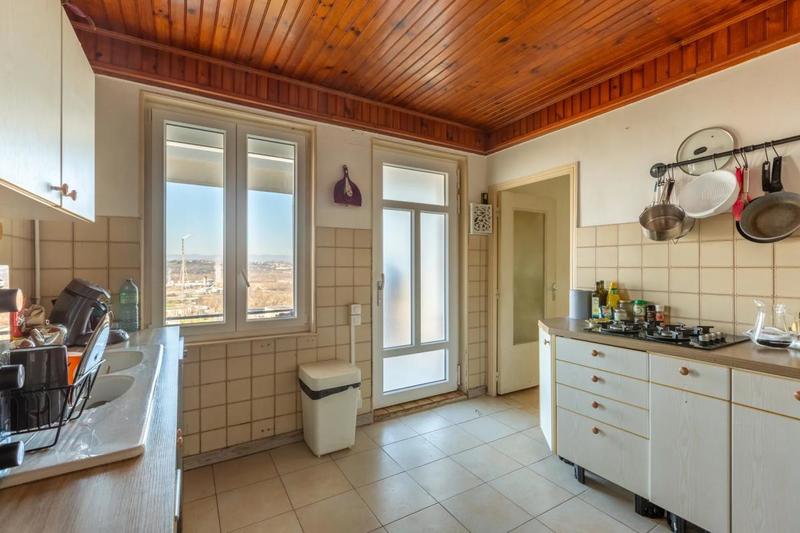 Appartement - 77 m² - 4 pièces