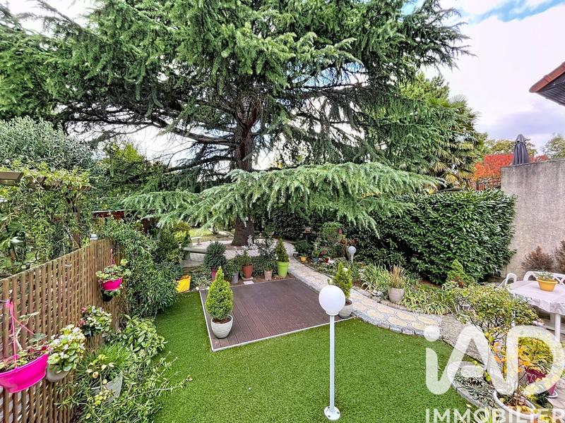 Maison - 164 m² - 9 pièces