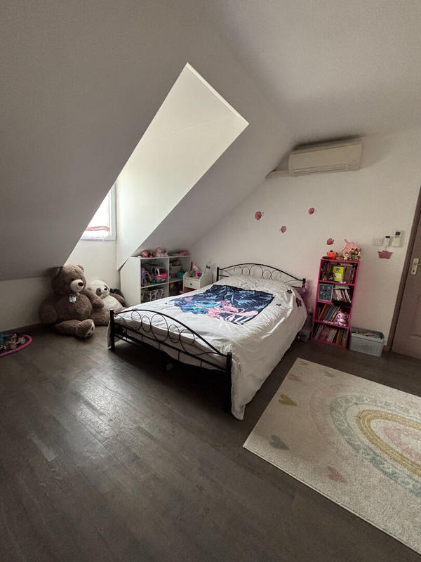 Maison - 183 m² - 8 pièces