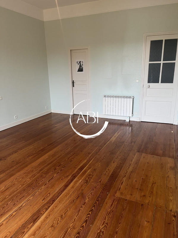 Appartement - 71 m² - 2 pièces