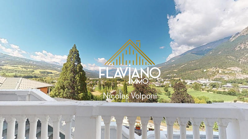 Appartement - 92 m² - 4 pièces