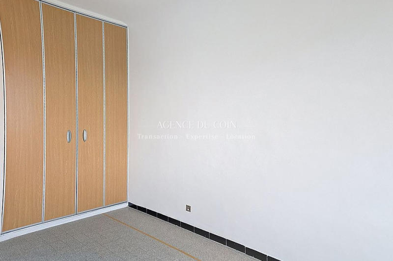 Appartement - 102 m² - 4 pièces