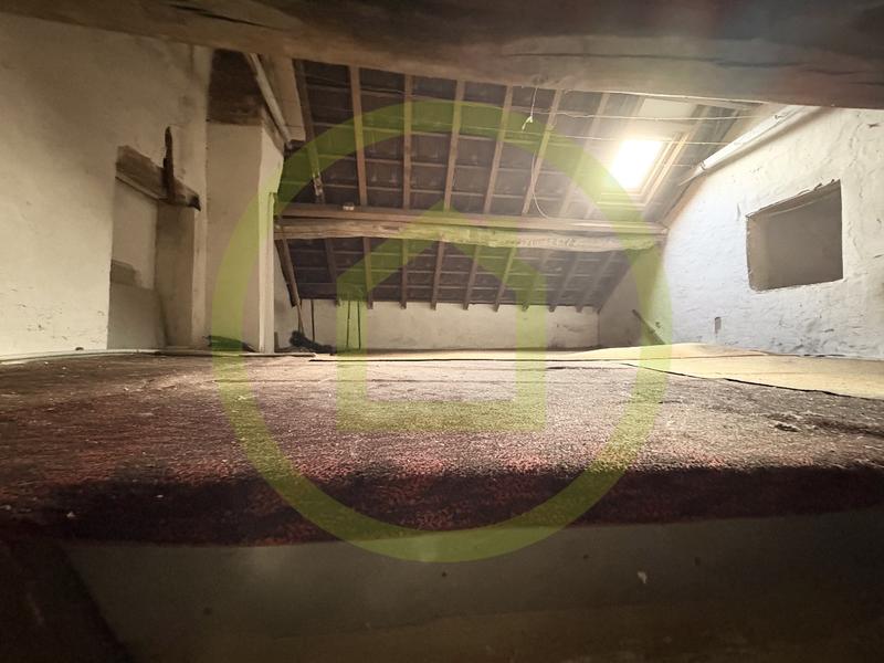 Maison - 101 m² - 6 pièces