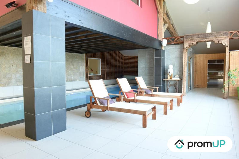 Maison traditionnelle - 148 m² - 4 pièces