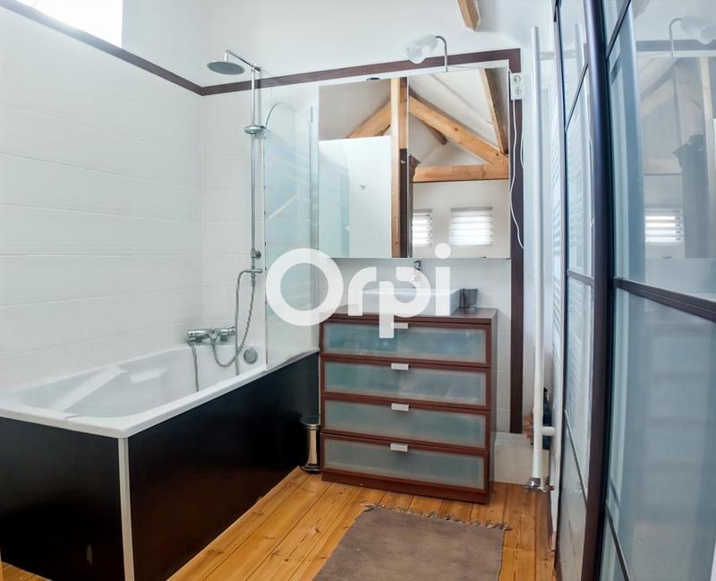 Propriété - 310 m² - 8 pièces