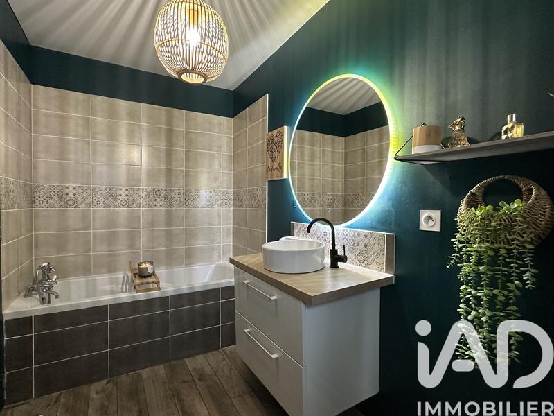 Maison - 86 m² - 4 pièces