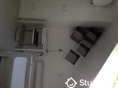 Appartement - 12 m² - 1 pièce