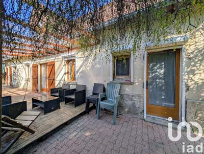 Maison - 100 m² - 4 pièces