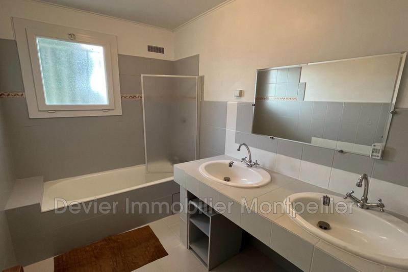 Maison - 195 m² - 7 pièces