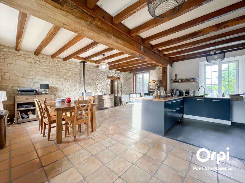 Maison en pierre - 100 m² - 4 pièces