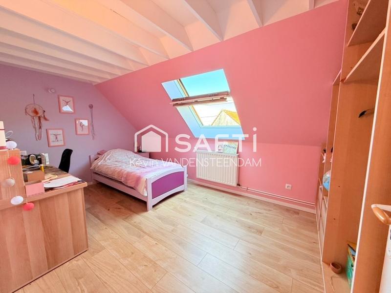 Maison - 195 m² - 7 pièces