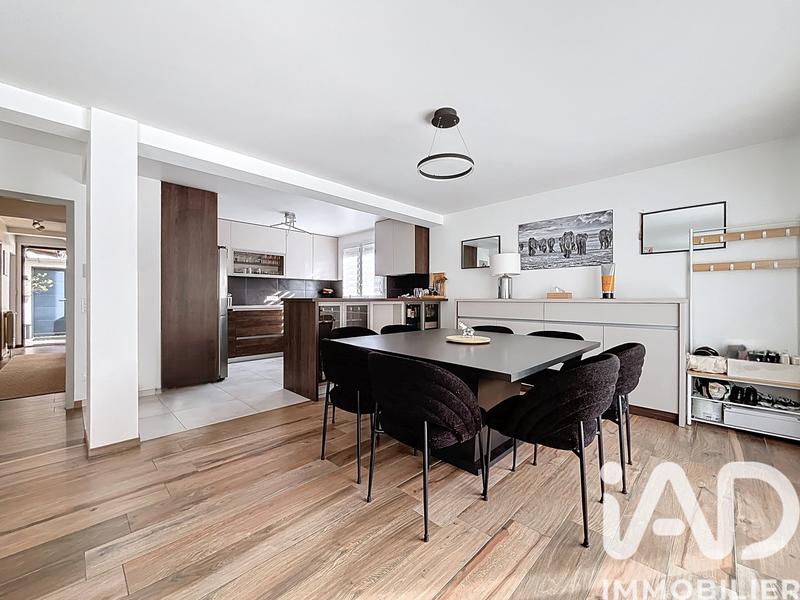 Maison - 138 m² - 7 pièces