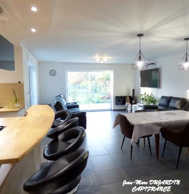 Maison - 170 m² - 8 pièces