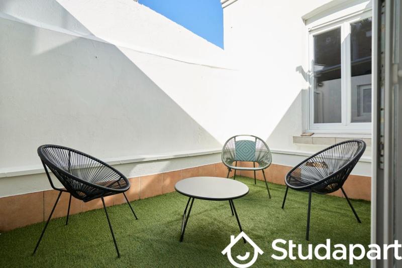 Chambre - 14 m² - 1 pièce