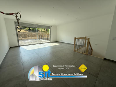 Maison - 105 m² - 5 pièces