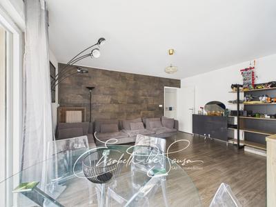 Appartement - 76 m² - 4 pièces