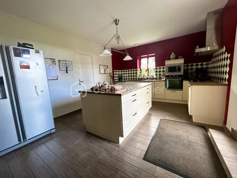 Corps de ferme - 240 m² - 10 pièces