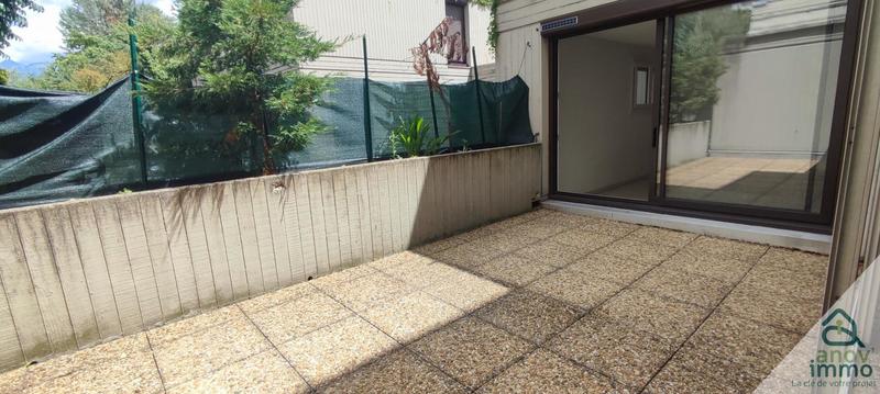 Appartement - 89 m² - 4 pièces