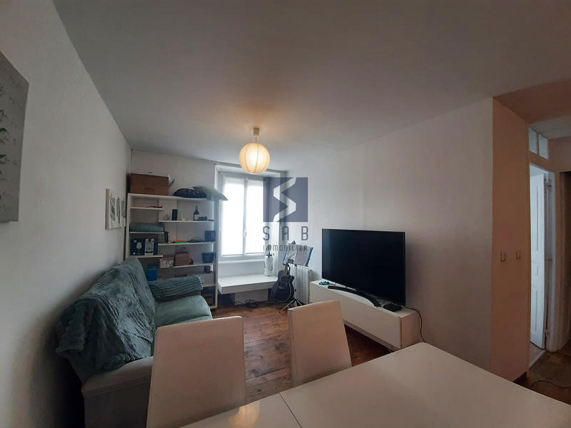 Fonds de commerce - Magasins - 135 m²