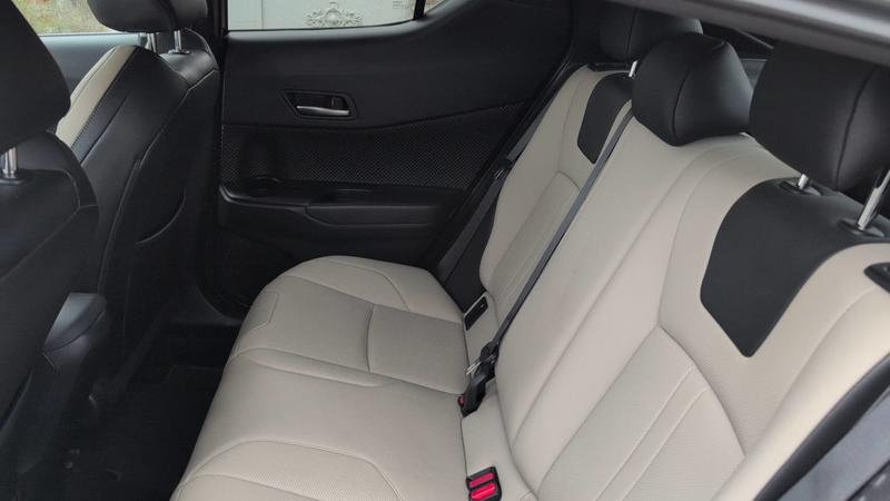 Toyota c-Hr 2.0 Vvt-i 184 Hybrid Cvt 153 Collection - Automatique