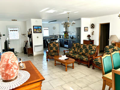 Maison - 158 m² - 4 pièces