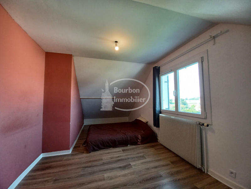 Maison - 96 m² - 5 pièces