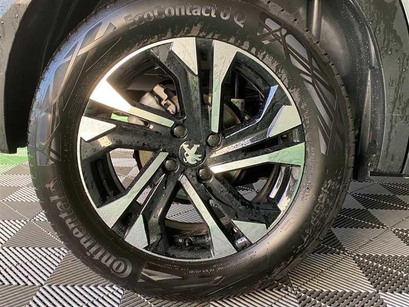 Peugeot 2008 1.5 BlueHDi 130 s&amp;S Eat8 Allure Pack