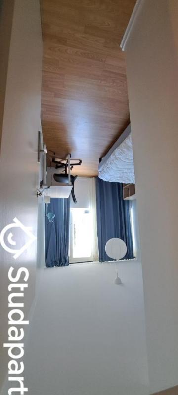 Chambre - 13 m² - 1 pièce