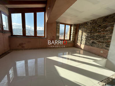 Appartement - 86 m² - 4 pièces