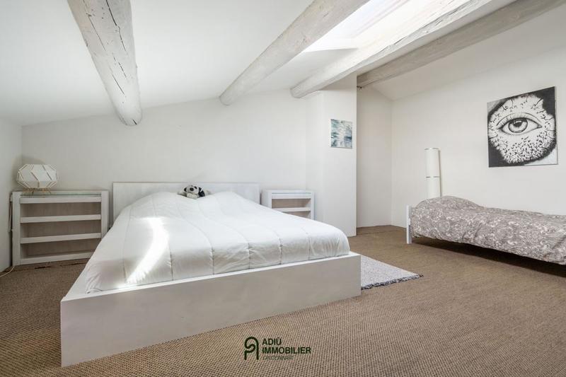 Mas - 228 m² - 8 pièces