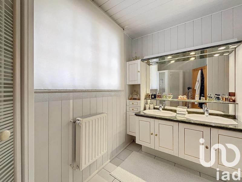 Maison - 160 m² - 7 pièces