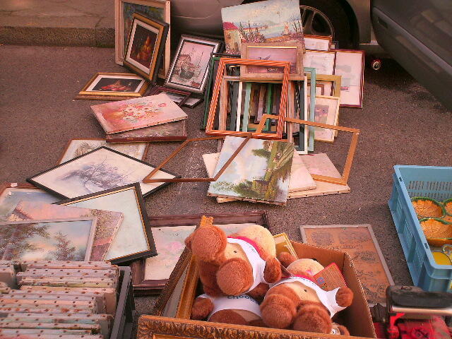 Brocante - bric à brac - artisanat