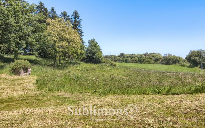 Maison - 220 m² - 6 pièces