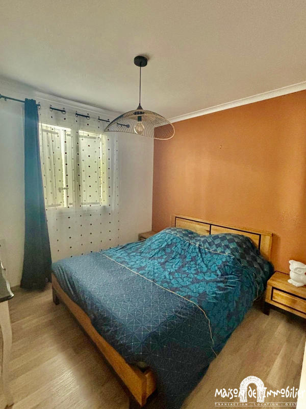 Maison - 99 m² - 5 pièces