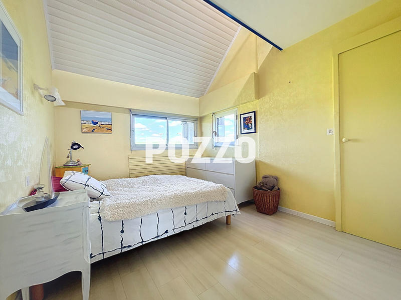 Maison - 189 m² - 6 pièces