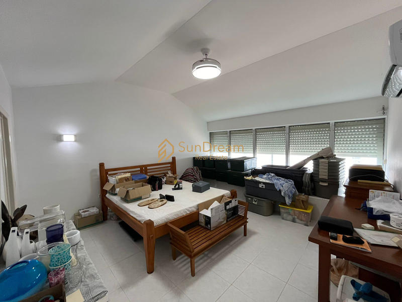 Appartement - 180 m² - 3 pièces