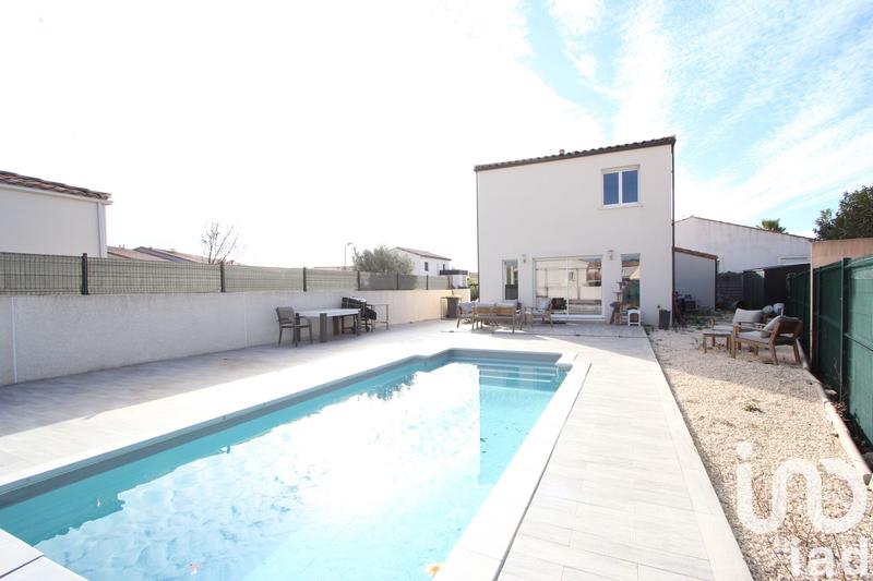 Maison - 95 m² - 5 pièces