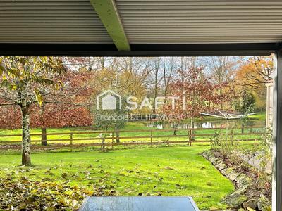 Maison - 137 m² - 7 pièces