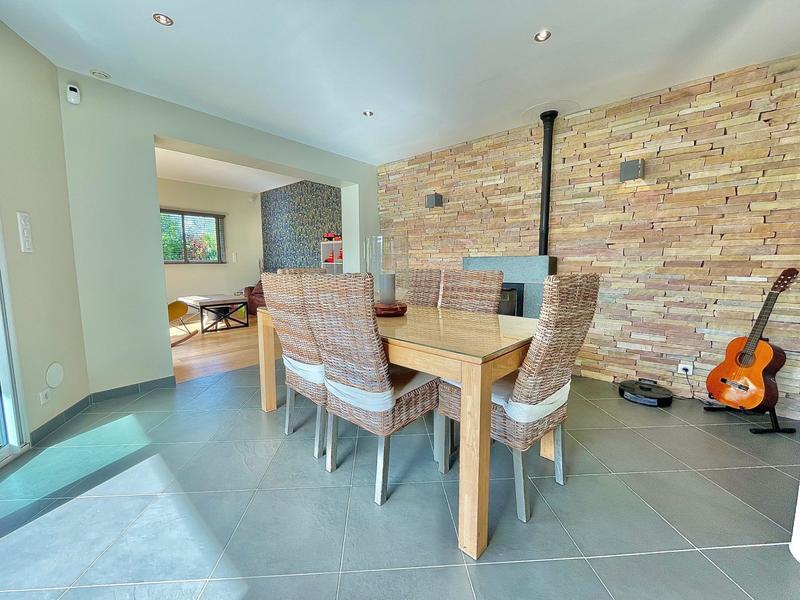 Maison contemporaine - 168 m² - 6 pièces