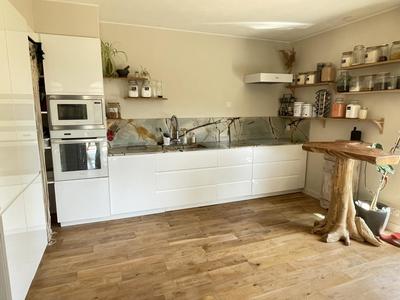 Maison - 190 m² - 8 pièces