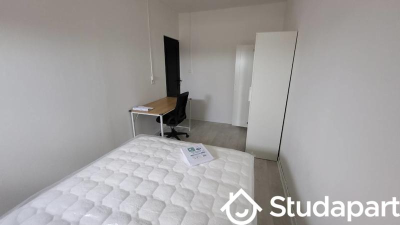 Chambre - 20 m² - 1 pièce