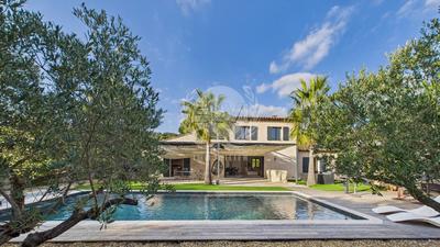 Maison - 177 m² - 5 pièces