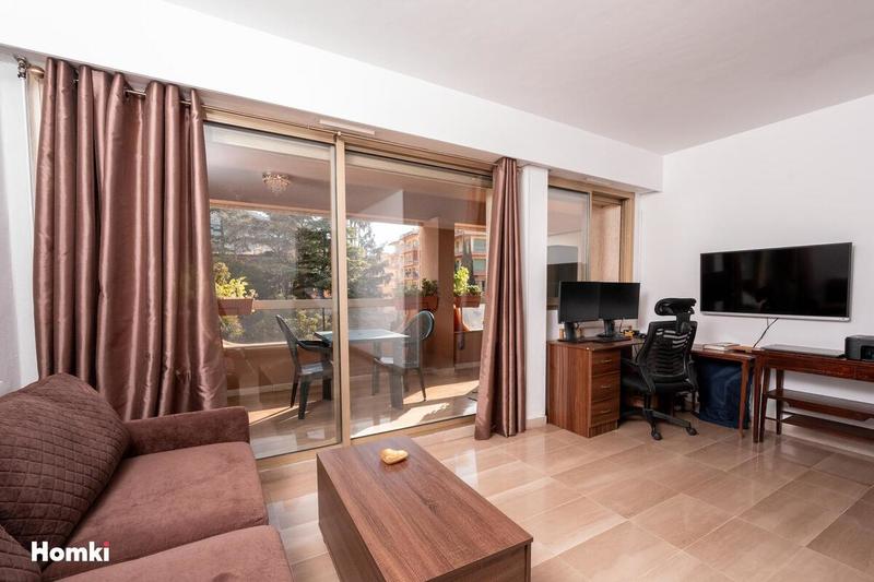 Studio - 28 m² - 1 pièce