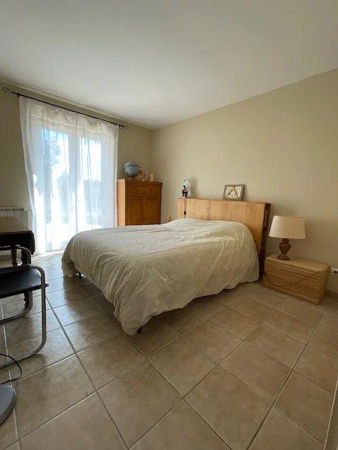 Maison - 275 m² - 7 pièces