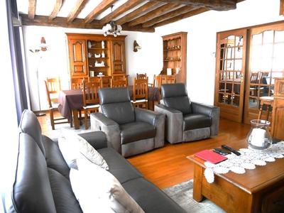 Appartement - 140 m² - 6 pièces